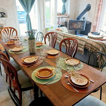 D'hotes La Clef Des Champs - La Source De Nos Racines - Corps De Ferme Au Coeur Du Parc Naturel De L'avesnois 3* Beaufort (Nord)