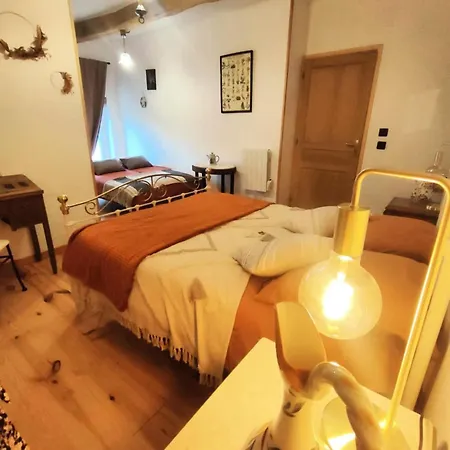 D'hotes La Clef Des Champs - La Source De Nos Racines - Corps De Ferme Au Coeur Du Parc Naturel De L'avesnois 3* Beaufort (Nord)