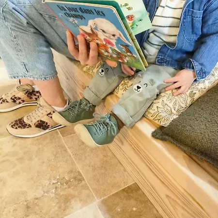 فندق مبيت وإفطار D'hotes La Clef Des Champs - La Source De Nos Racines - Corps De Ferme Au Coeur Du Parc Naturel De L'avesnois