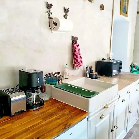 D'hotes La Clef Des Champs - La Source De Nos Racines - Corps De Ferme Au Coeur Du Parc Naturel De L'avesnois Beaufort (Nord)